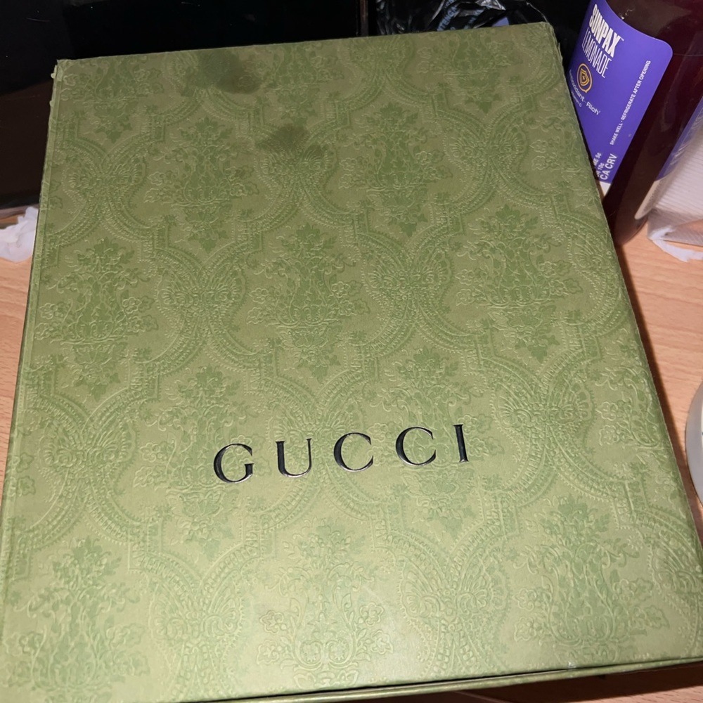 Authentic Gucci bucket hat - Picture 7 of 9